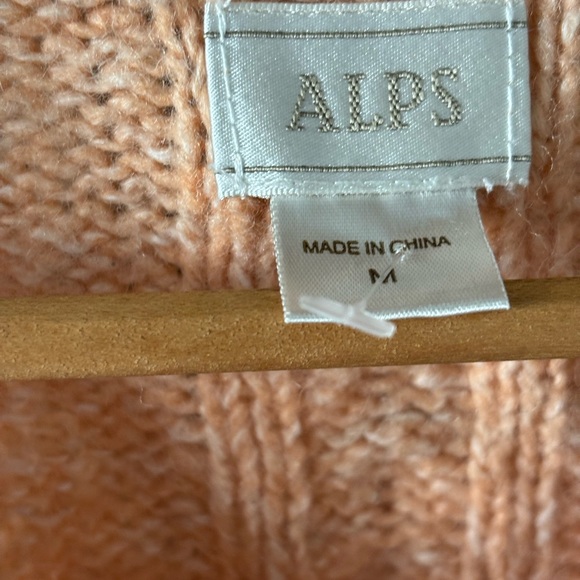 Alps 3 button sweater, in peach - Picture 2 of 4